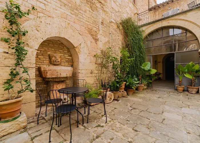Casa Eleonora, Balcone Con Vista E Colazione شقة أسيسي